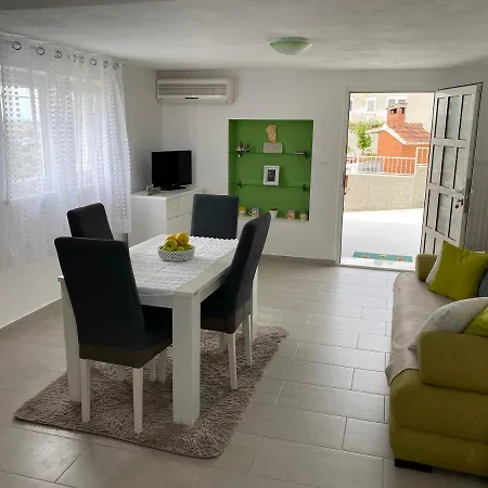 Carmen Appartement *